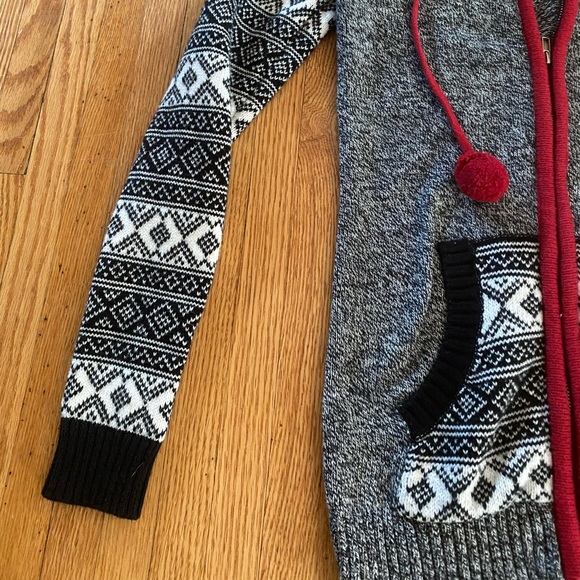 Sz XS Between Me & You Sweater - Picture 4 of 7